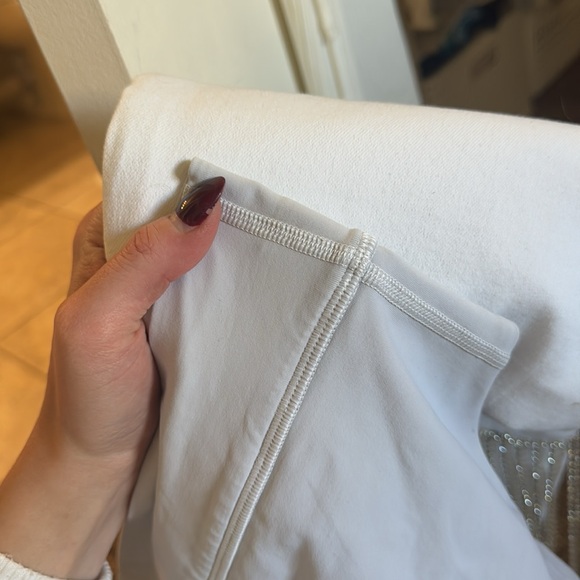 Lululemon sports bra - Picture 3 of 3